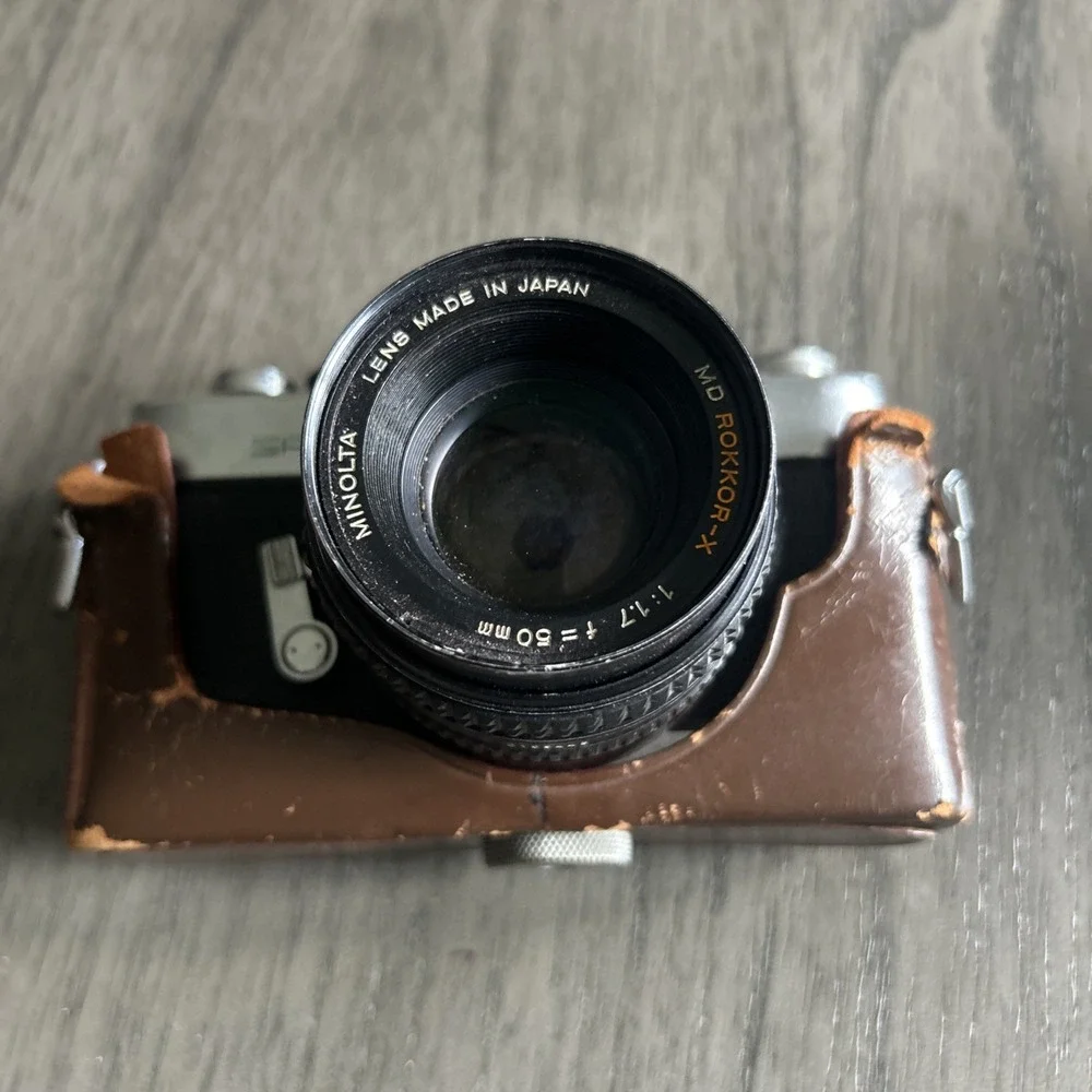 Minolta SR-1 35mm SLR Camera Chiyoda Kogaku Japan Leather Bag Untested For Parts
